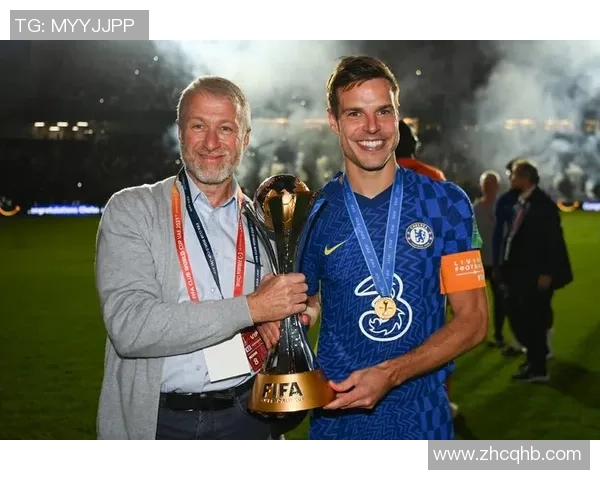 6天3次，万人齐喊阿布！53亿镑被扣3年，切尔西的“魂”究竟被谁锁住了？